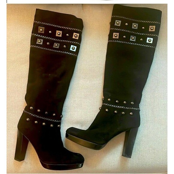 STUART WEITZMAN  'Stadium' Suede Tall Boots Embellished withMetal Studs&Chain 6m - Picture 2 of 7